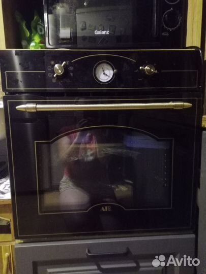 Духовой шкаф