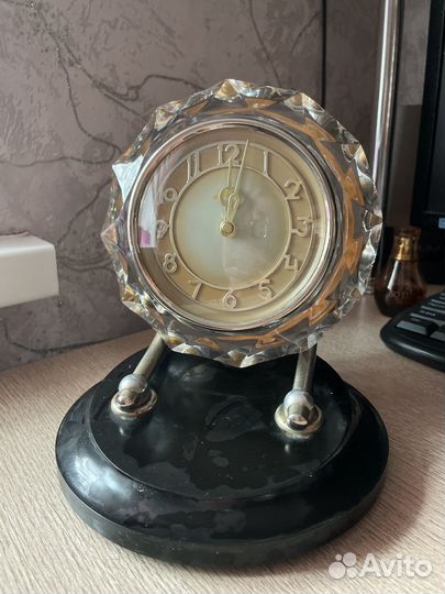 Часы механические 