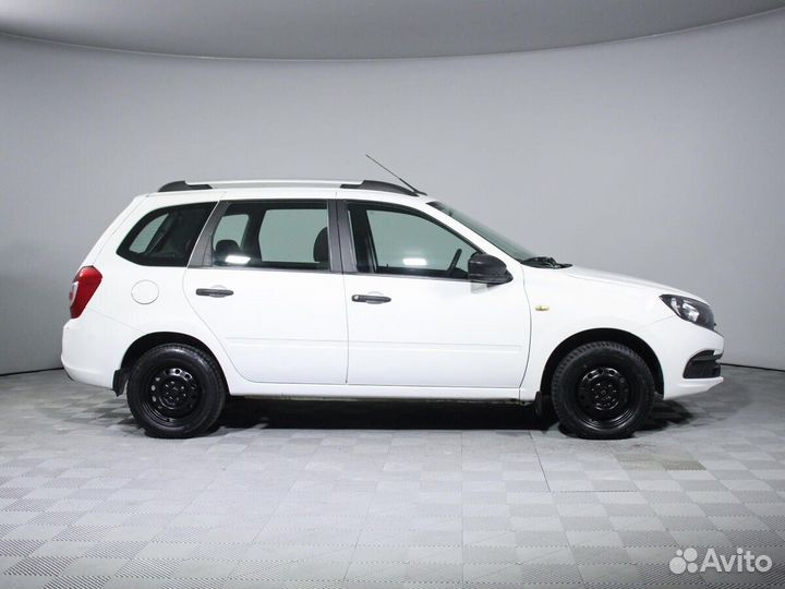 LADA Granta 1.6 МТ, 2018, 64 030 км