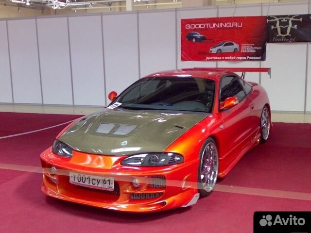 Mitsubishi Eclipse оранжевая