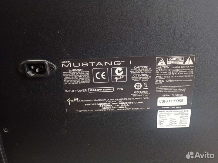 Гитарный комбоусилитель fender mustang 1