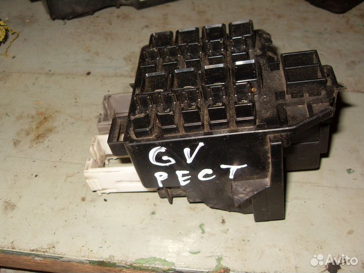 Блок предохранителей Suzuki Grand Vitara 2005г