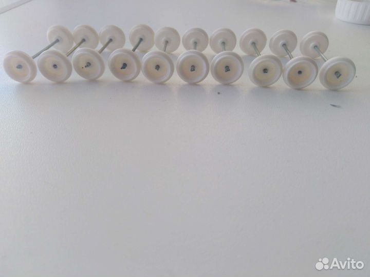 Оси новые для модели Волга газ-24, чайку, раф