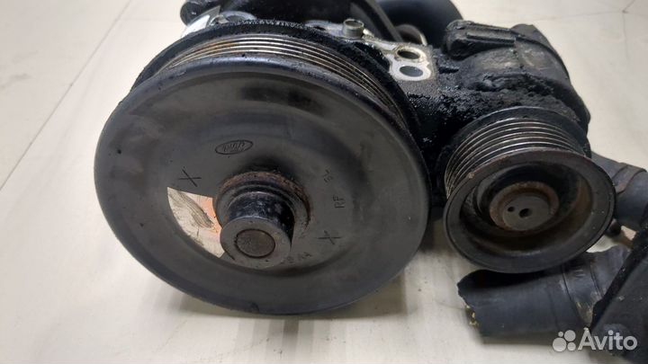 Насос водяной Ford Transit