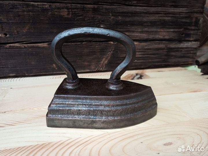 Утюг чугунный старинный