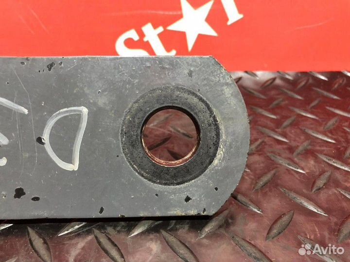 Серьга рессоры пердней