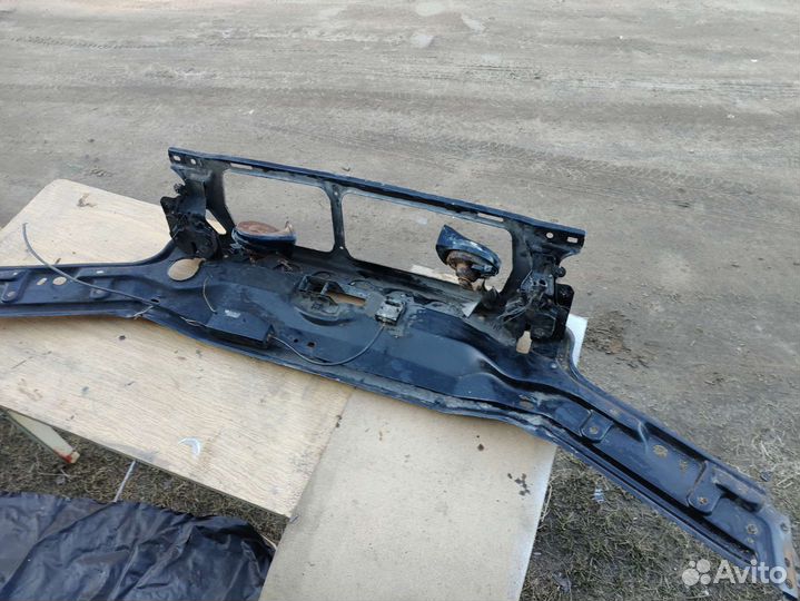 Передняя панель телевизор рамка Volvo s80 1 99-06