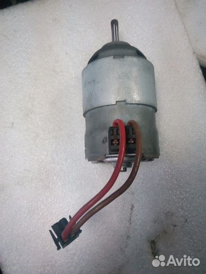 Моторчик отопителя для Mercedes Benz W211 E-Klasse