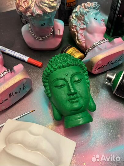 Статуэтка интерьерная гипсовая 