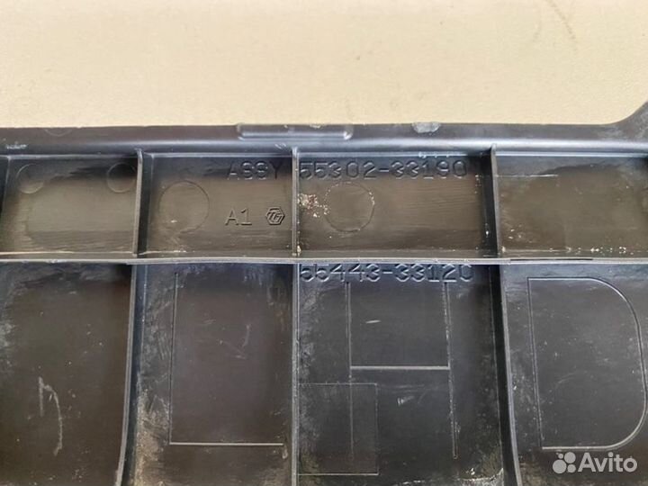 Заглушка коленной крышки Toyota Camry V50/V55