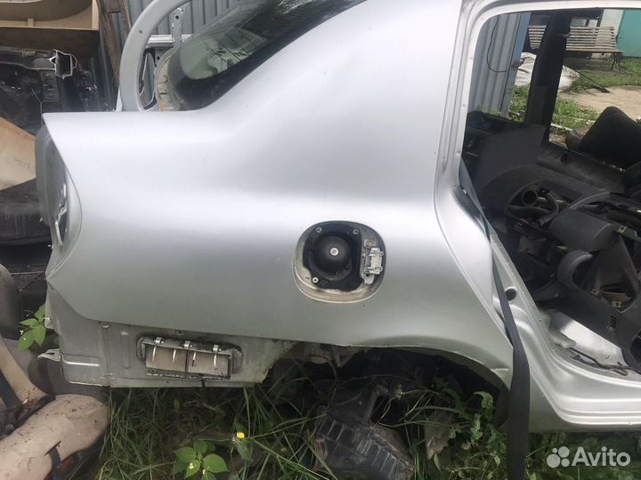 Крыло заднее левое. Правое Renault Sumbol