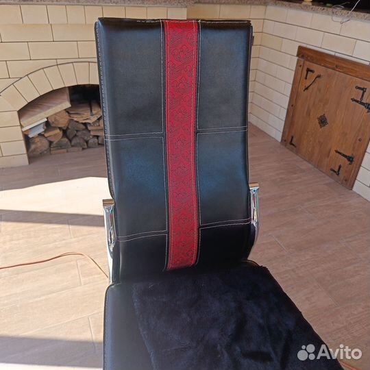 Кухонный стол и стулья комплект бу