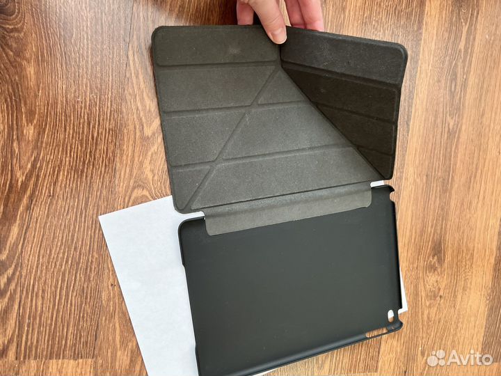 Чехол на iPad