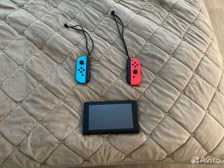 Игровая приставка Nintendo Switch