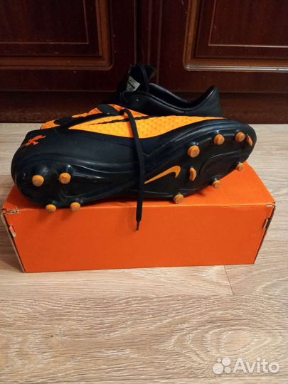 Бутсы Nike Hypervenom