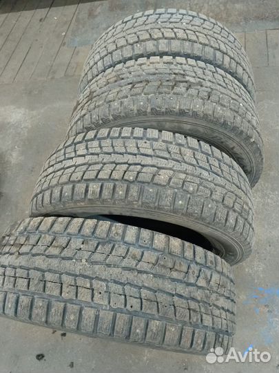 Dunlop SP Winter Ice 01 26.5/60 R18 110T