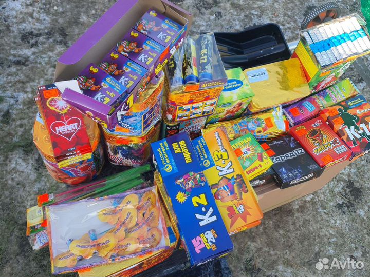 Салюты фейерверки