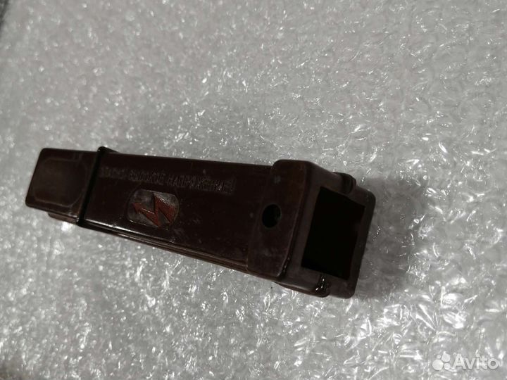 Рукоятка керамическая высокого напряжения