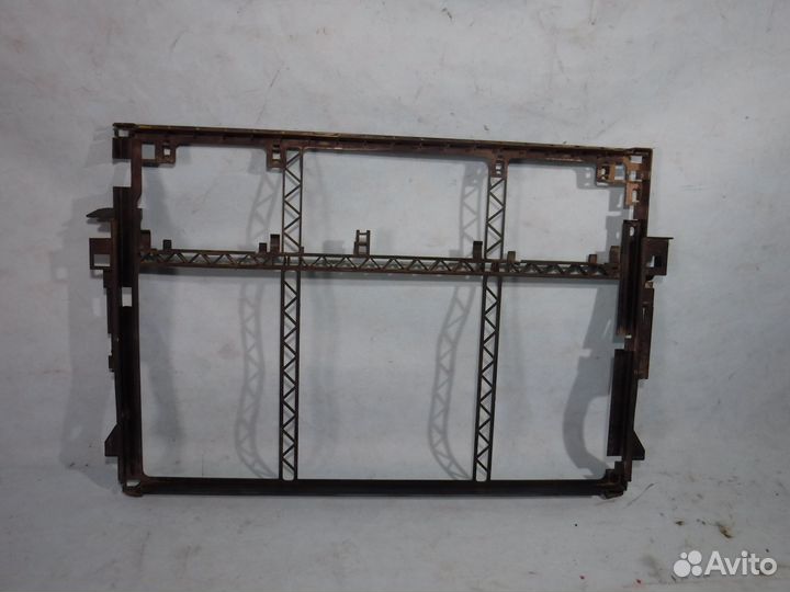 Рамка радиатора кондиционера Mercedes W221 / C216