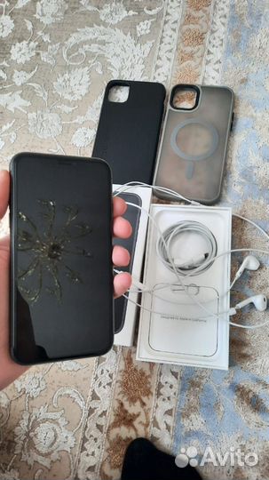 iPhone 11, 128 ГБ