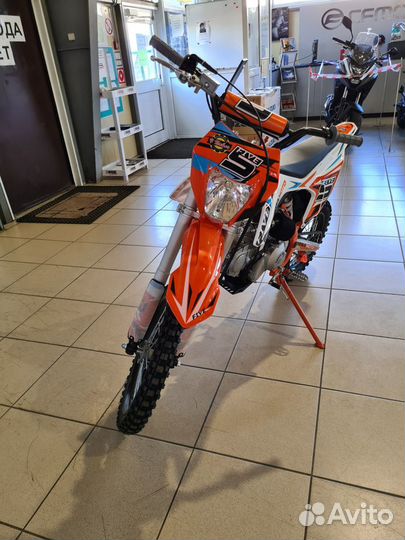 Питбайк Regulmoto five EA 125 сс (полуавтомат кпп)