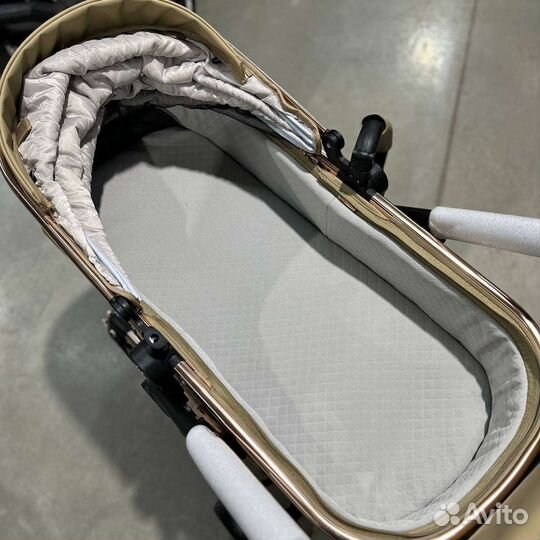 Коляска 3в1 Новая высшего качества (Шикарная)