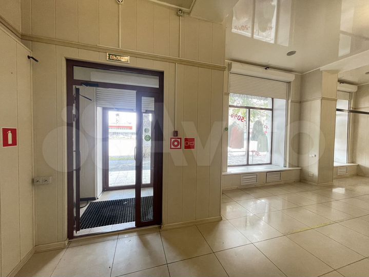 Продам торговое помещение, 175.2 м²