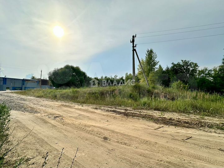 Участок 1,53 га (промназначения)