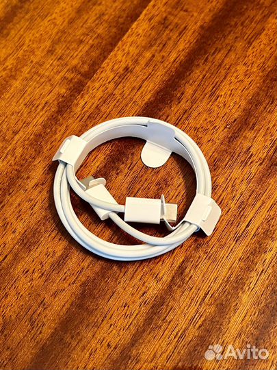 Кабель для зарядки iPad USB-C/USB-C (новый)