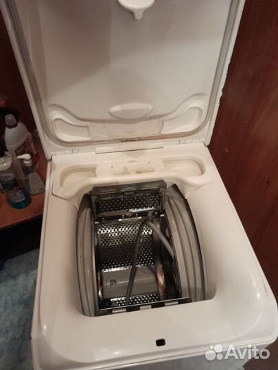 Стиральная машина с вертикальной загрузкой