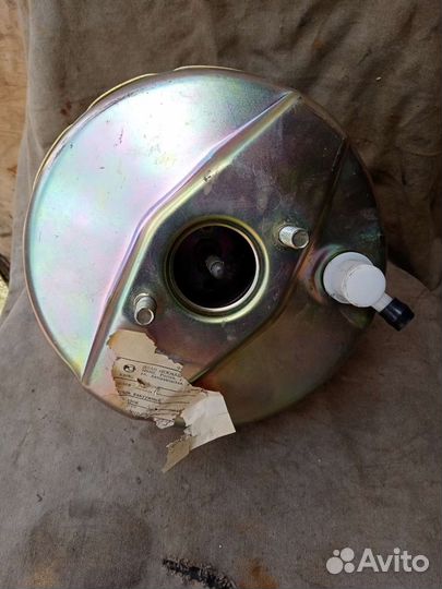 Вакуумный усилитель тормозов москвич