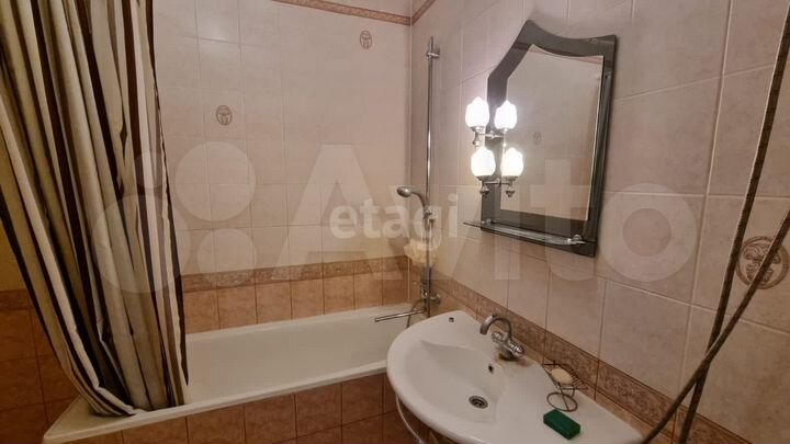 2-к. квартира, 74,4 м², 9/10 эт.