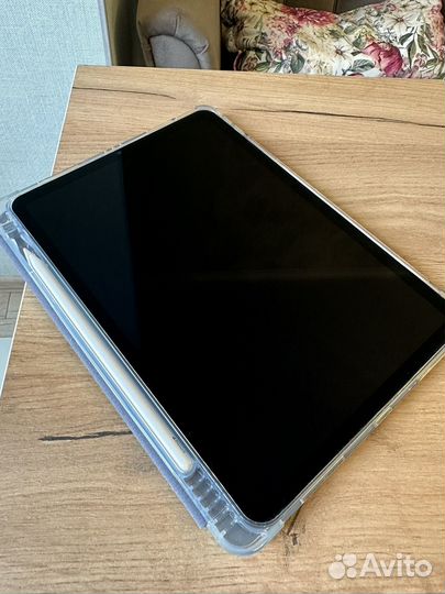 iPad Air 5 на 256 гб с Pencil