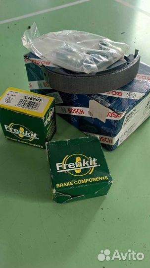 Ремкомплект и колодки ручника е36