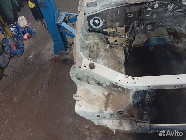 Лонжерон передний правый Mitsubishi Pajero Sport