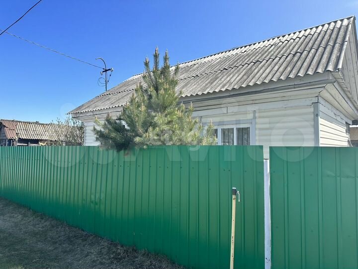 Дом 30,3 м² на участке 2 сот.