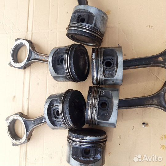 Поршня ауди 2.6 авс