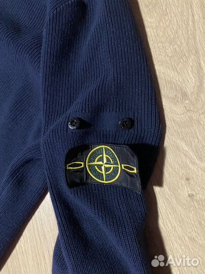 Свитер stone island