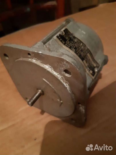 Двигататель стиральной машины