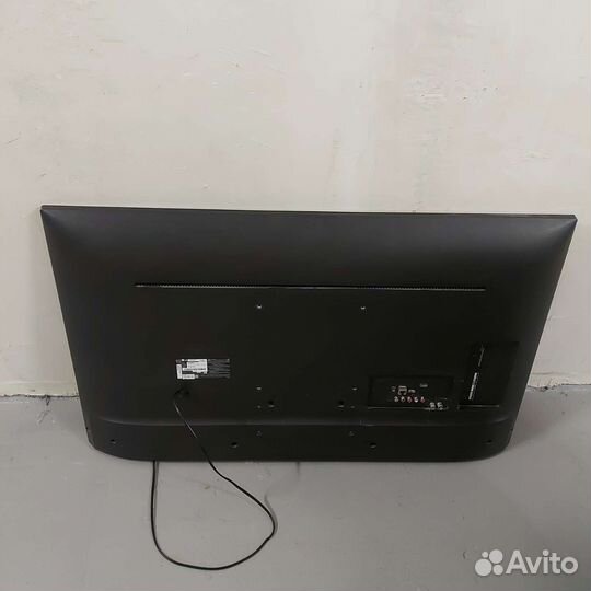 Телевизор lg 43uk6450plc на запчасти(разбит экран)