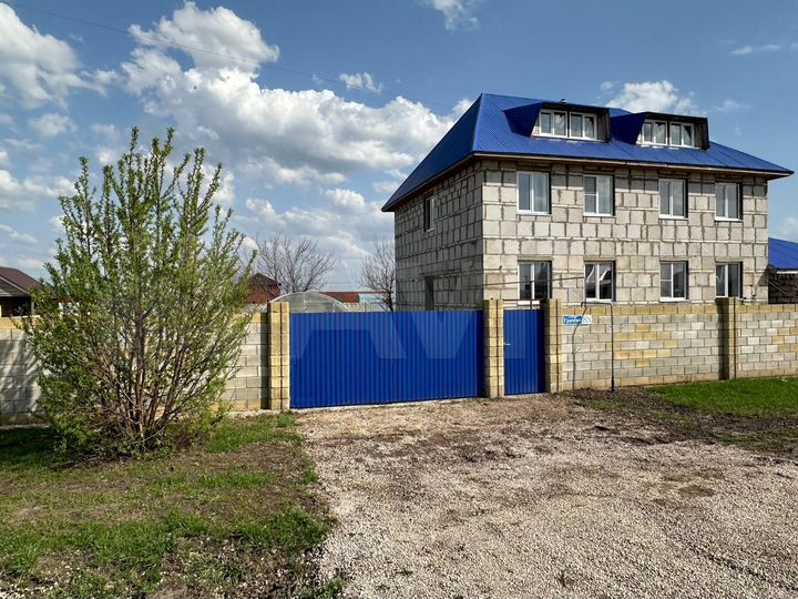 Дом 108 м² на участке 8 сот.