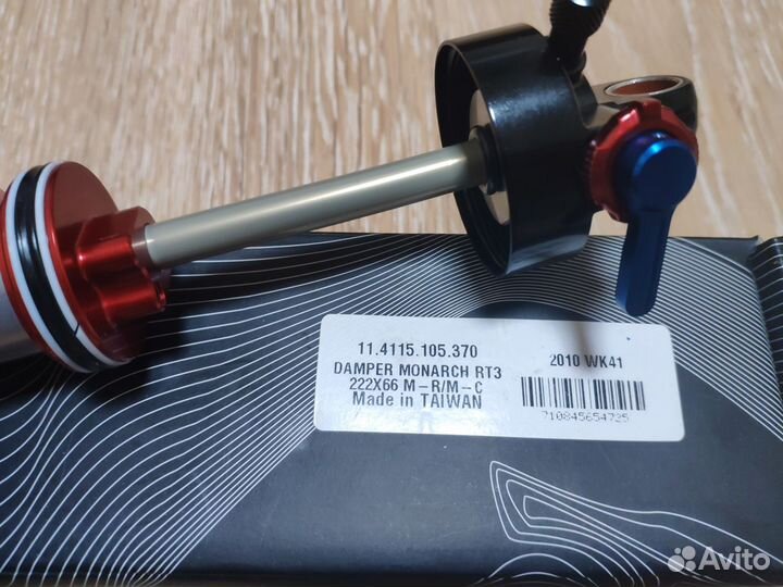 Воздушные амортизаторы и банки Rock Shox