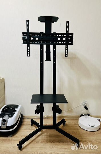 Мобильная стойка, кронштейн для телевизора