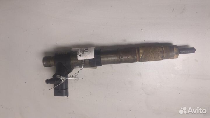 Форсунка топливная Peugeot 4007, 2008