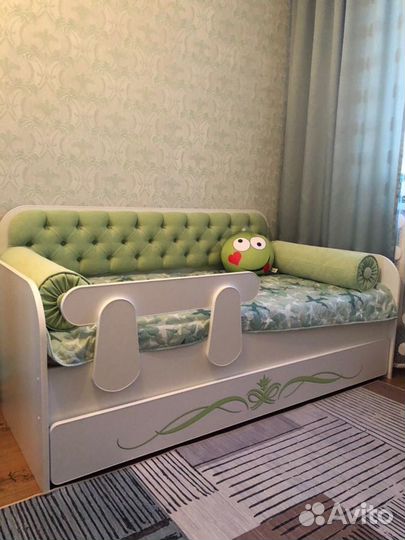 Диван-кровать детский