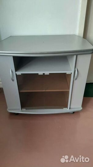 Тумба под телевизор