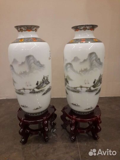 Вазы фарфор Китай 25см