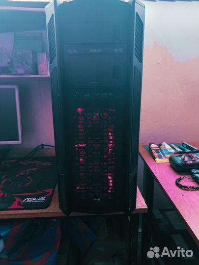 Корпус Full-Tower AeroCool XPredator II