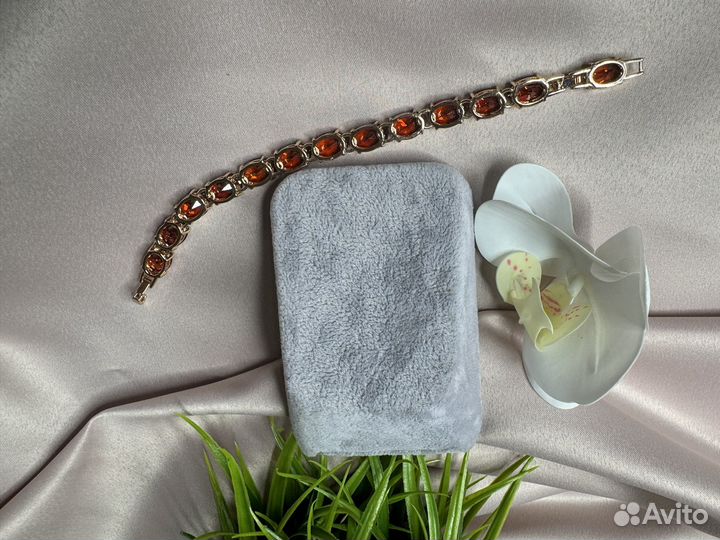 Браслет с гранатом