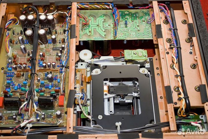 Проигрыватель CD Sony CDP-x77es